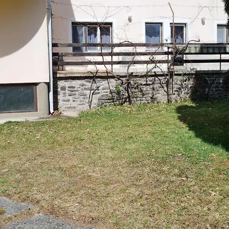Homestay Dolgozoi Szallas, Munkasszallas Gyongyos