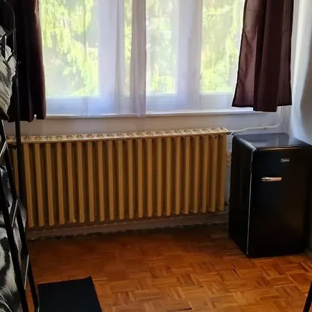 Homestay Dolgozoi Szallas, Munkasszallas Gyongyos